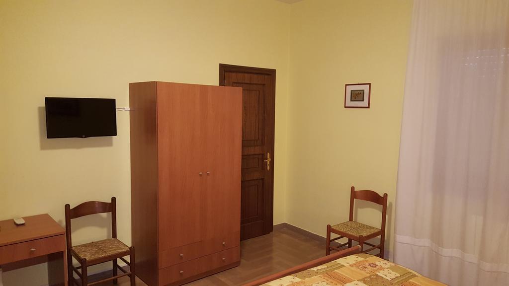 Villa Erry Трані Екстер'єр фото